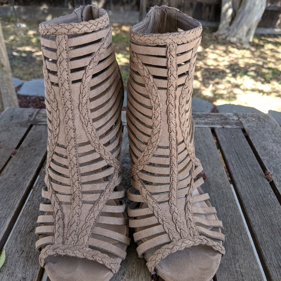 Tan booties - Picture 2 of 4